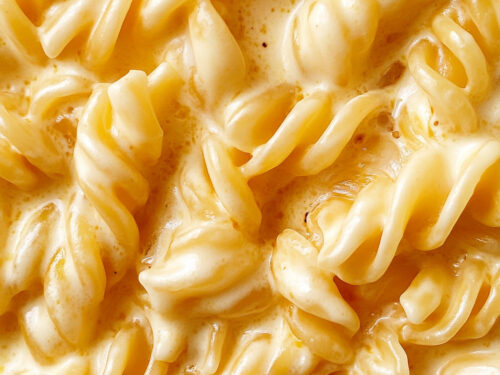 Pasta di pollo cremosa allaglio e parmigiano